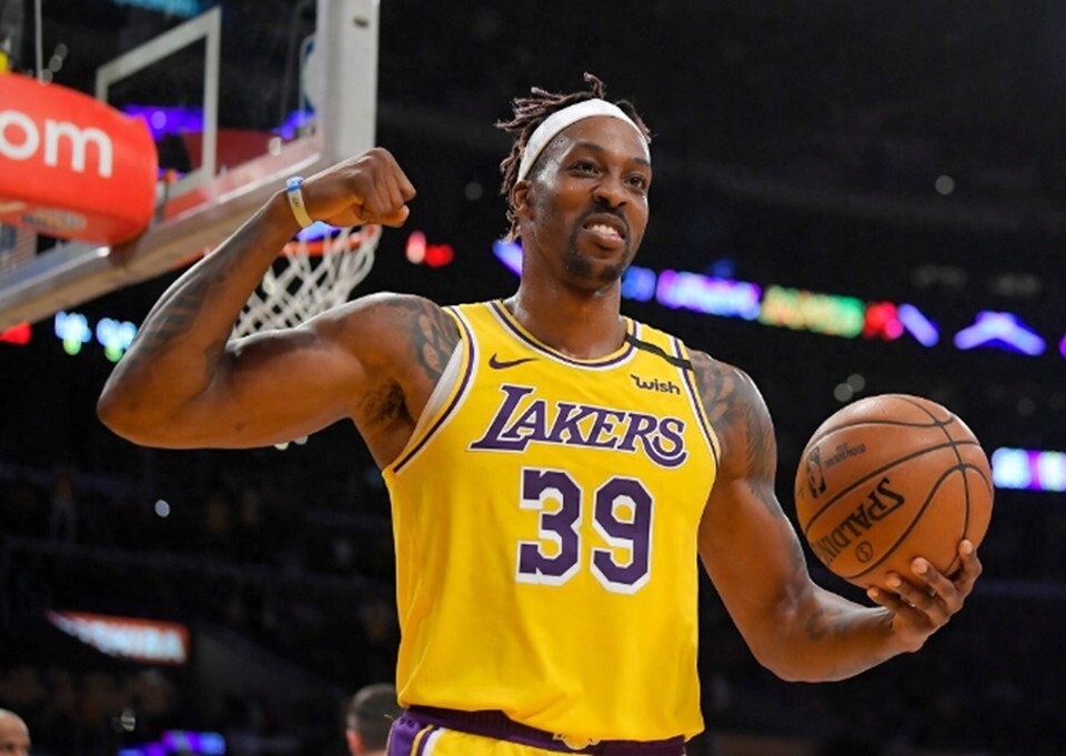 略带俏皮的 略带俏皮的